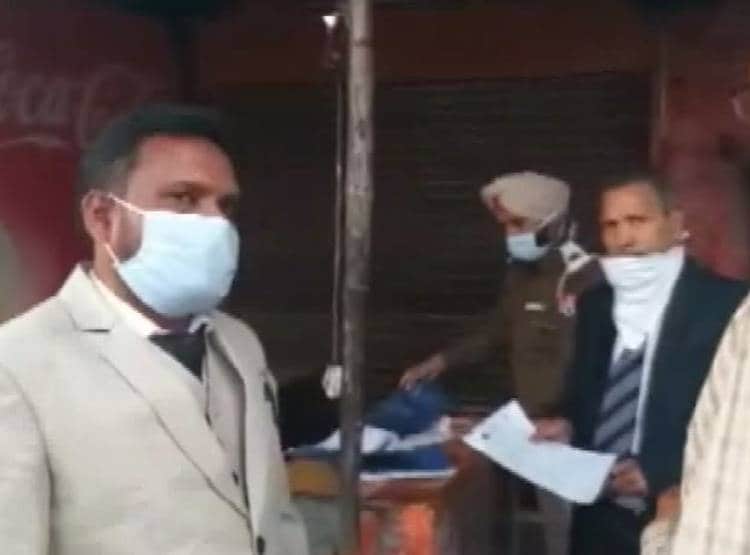 लॉकडाउन के वक्त शादी करना पड़ गया भारी, वर-वधू समेत 20 बारातियों पर केस