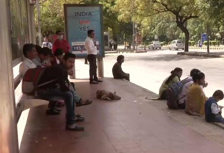 आज भर प्यार से बात, कल से बेवजह दिल्ली की सड़कों पर दिखे तो एक्शन!