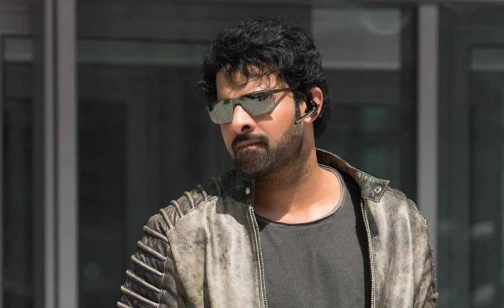 कोरोना से जंग में PM ने मांगी मदद, सामने आए देश के ये बड़े दानवीर