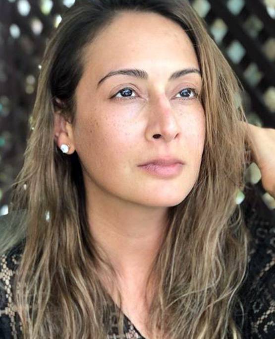 20 सालों में इतनी बदल गईं मोहब्‍बतें फेम प्रीति, लुक हुआ बोल्ड