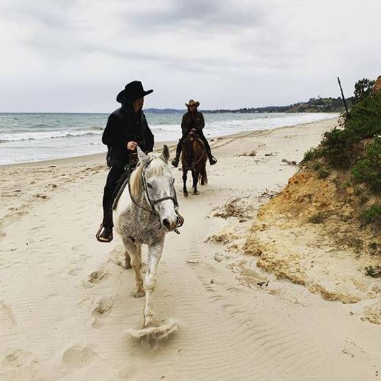 प्रियंका-निक का परफेक्ट संडे, कैलिफोर्निया के जंगल में की घुड़सवारी