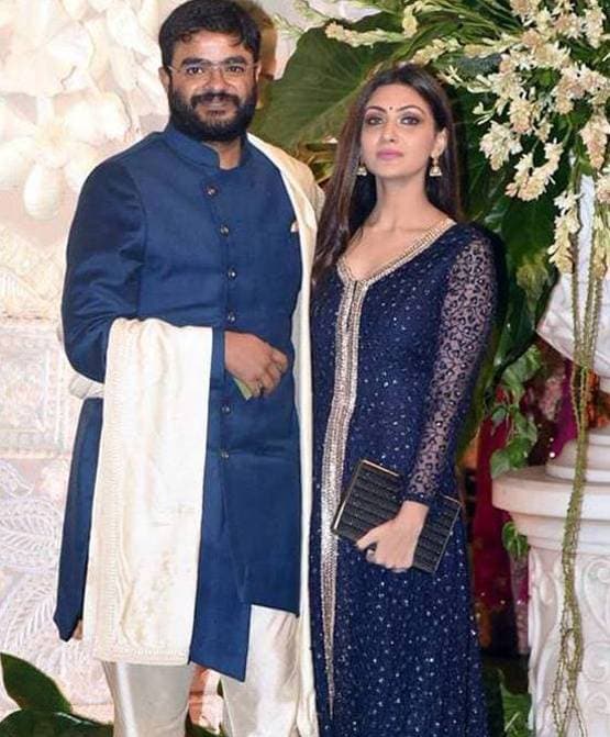 होली बैश में गर्लफ्रेंड संग नजर आए प्रियंका के भाई सिद्धार्थ चोपड़ा, Photos