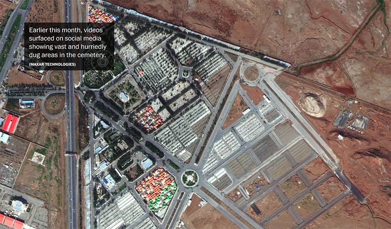 कोरोना से तबाही: ईरान में खोदी जा रहीं सैकड़ों कब्रें, शवों पर डाल रहे चूना