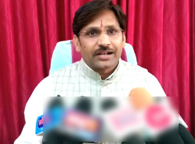 कॉलेज में पढ़ा रहे थे प्रोफेसर, मीड‍िया से पता चली राज्यसभा उम्मीदवारी