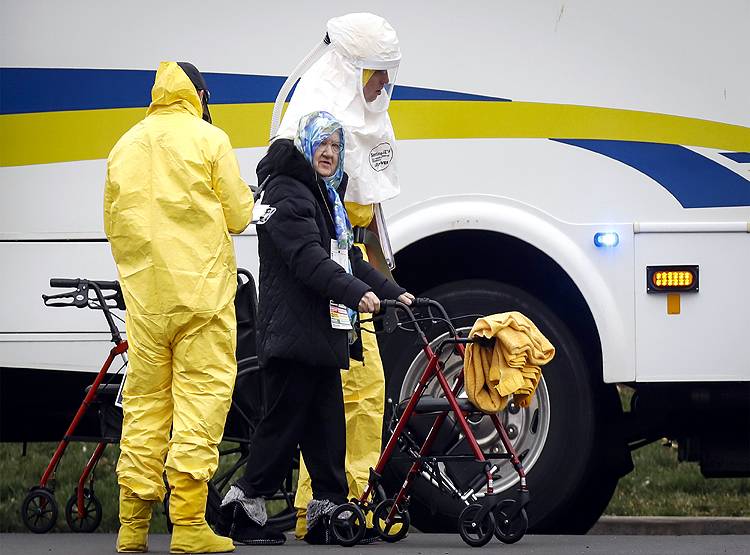 US में कोरोना से 1000 से ज्यादा मौतें, न्यूयॉर्क बना कोविड-19 का केंद्र