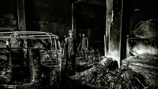 कैमरे की नजर से दिल्ली हिंसा, ये तस्वीरें आपको दहला देंगी