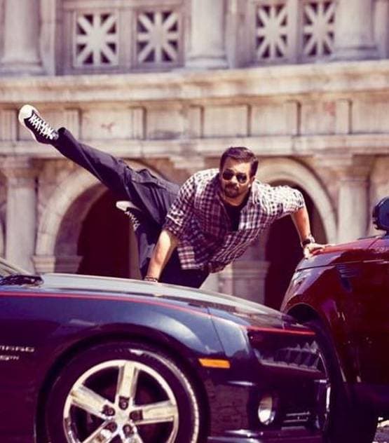 कभी 35 रुपये सैलरी पर किया है काम, आज एक फिल्म में डायरेक्शन के लेते हैं 15 करोड़