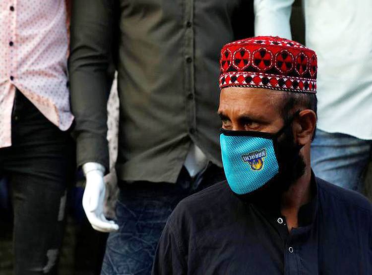 इमरान का डरः कोरोना पर शहर बंद किया तो लोग भुखमरी के हो जाएंगे शिकार