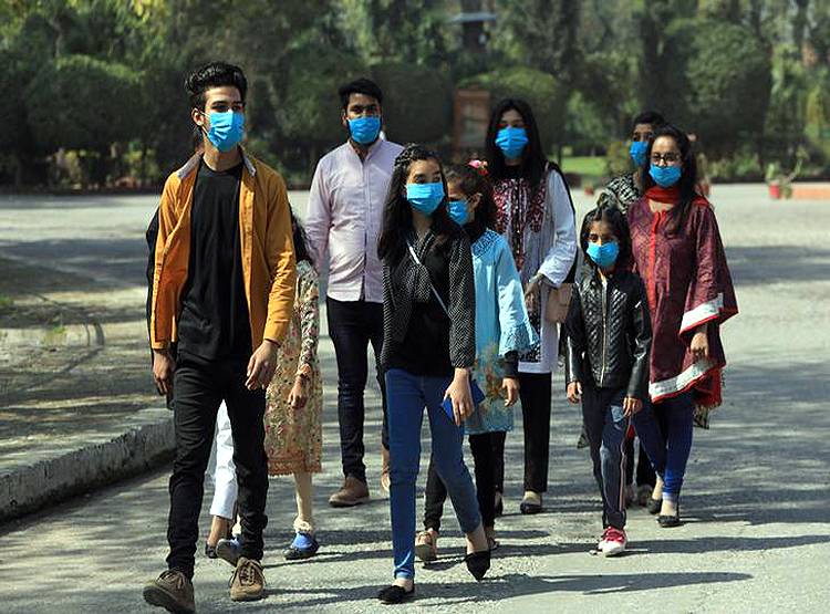 इमरान का डरः कोरोना पर शहर बंद किया तो लोग भुखमरी के हो जाएंगे शिकार