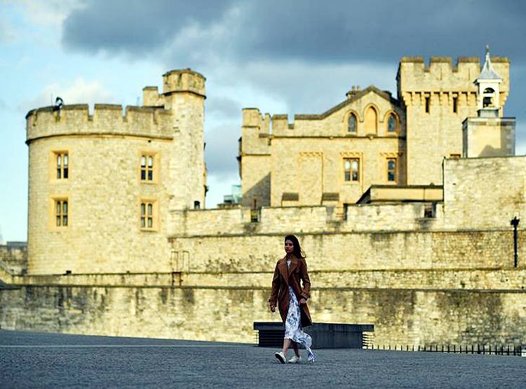 अपनी 60% आबादी को कोरोना संक्रमित करना चाहता था ये देश! जानें वजह