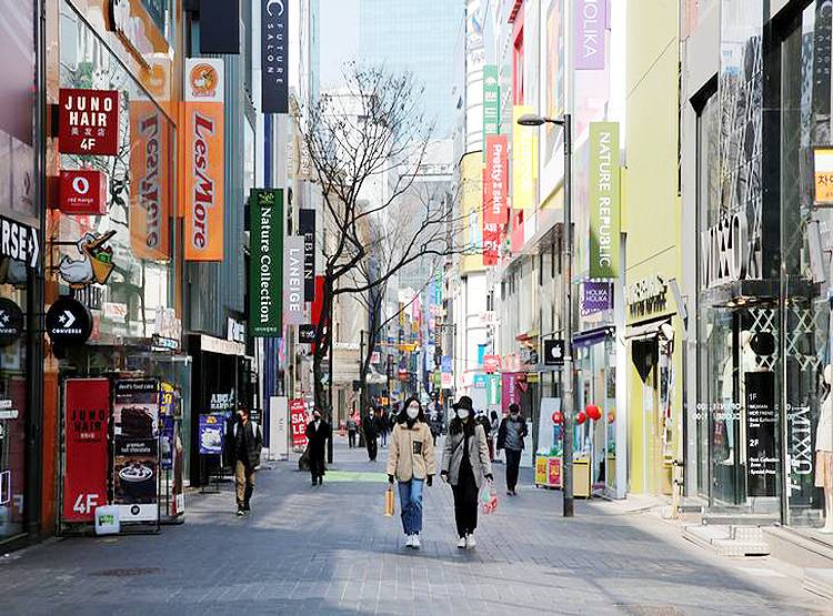 बेमिसालः न लॉकडाउन, न बाजार बंद, फिर भी इस देश ने कोरोना को हरा दिया