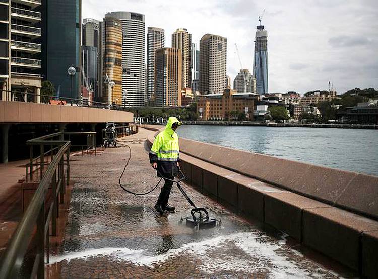 ऑस्ट्रेलियाई PM बोले- 6 महीने तक हो सकता है लॉकडाउन, लोग तैयार रहें