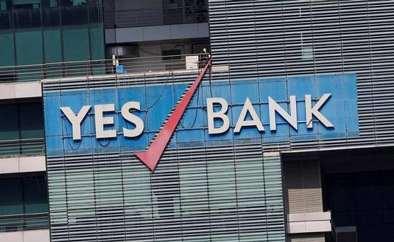 कब और कैसे शुरू हुई भरोसेमंद YES BANK की तबाही की कहानी
