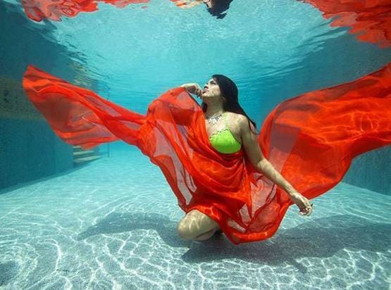 अपने बच्चों को इस खास नाम से बुलाती हैं समीरा रेड्डी, Photos