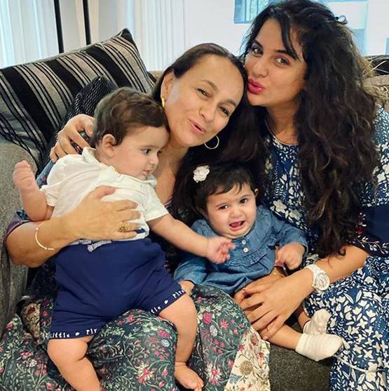 जुड़वा बच्चों को जन्म देने के बाद एक्ट्रेस को हुई परेशानी, कहा- दिनभर रोती थी