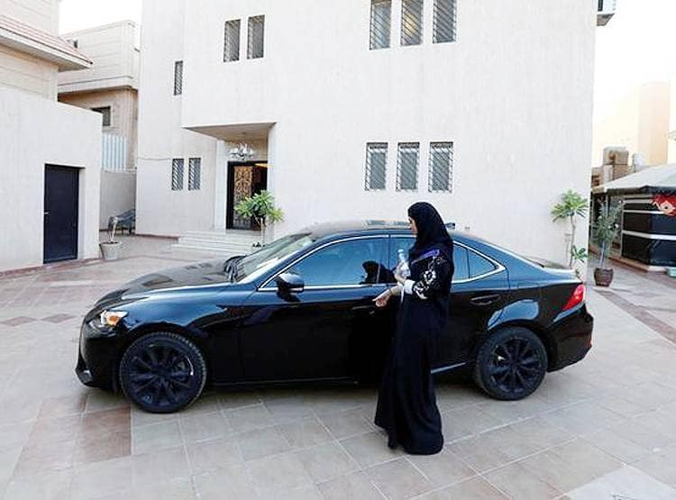 सऊदी में तख्तापलट की साजिश के बीच जारी करनी पड़ी किंग की ताजा तस्वीर