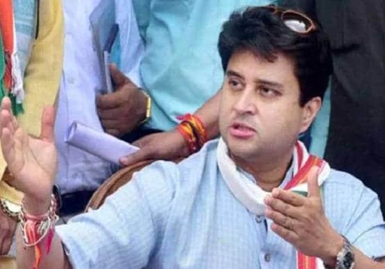 देश की 50 खूबसूरत महिलाओं में शामिल हो चुकी हैं सिंधिया की पत्नी