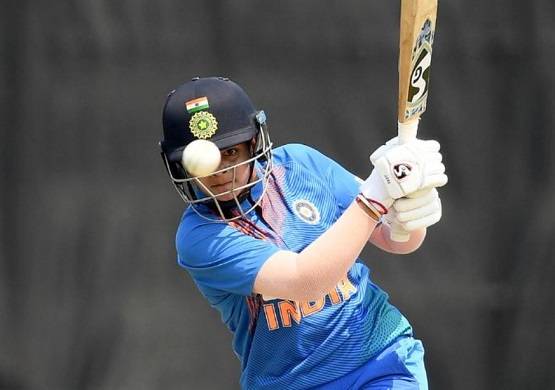 लड़का बन सालों तक खेलती रही क्रिकेट, अब बनी टीम इंडिया की सुपरस्टार