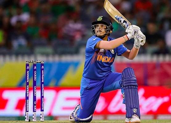 लड़का बन सालों तक खेलती रही क्रिकेट, अब बनी टीम इंडिया की सुपरस्टार