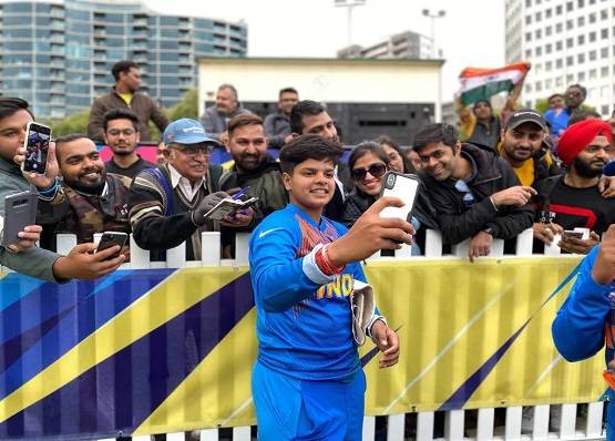 लड़का बन सालों तक खेलती रही क्रिकेट, अब बनी टीम इंडिया की सुपरस्टार