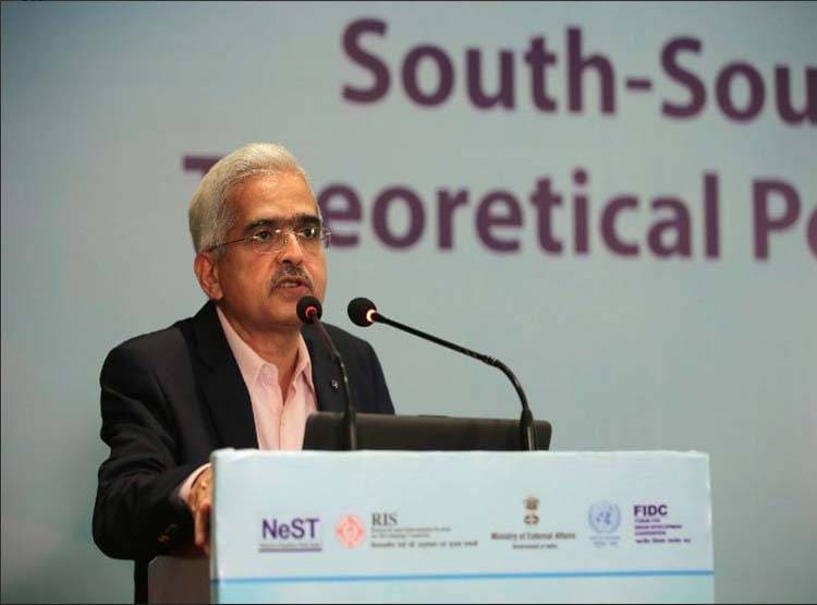 रिजर्व बैंक ने बताया- YES BANK में कौन-कौन लगा रहा कितना पैसा