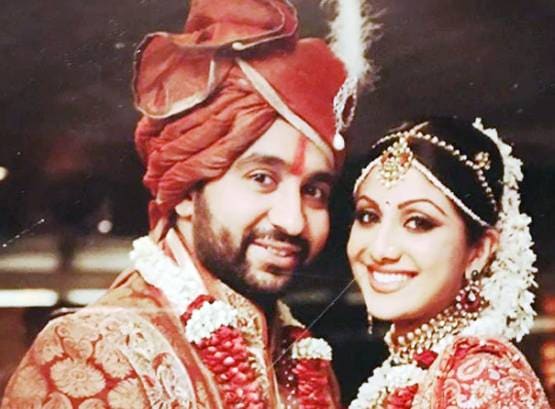 बॉलीवुड की शाही शादियां, लाखों का लहंगा, करोड़ों के गहने, इतना हुआ खर्च