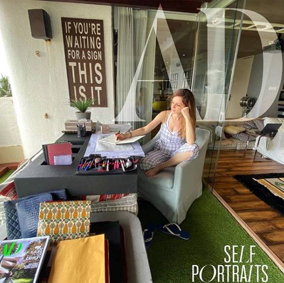 Ex हसबैंड ऋतिक के घर कैसी चल रही है सुजैन की लाइफ? तस्वीरों में देखें