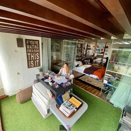 Ex हसबैंड ऋतिक के घर कैसी चल रही है सुजैन की लाइफ? तस्वीरों में देखें