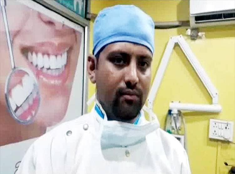 छात्र के मुंह से निकला दुनिया का सबसे लंबा दांत, डेंटिस्ट भी चौंक गए!