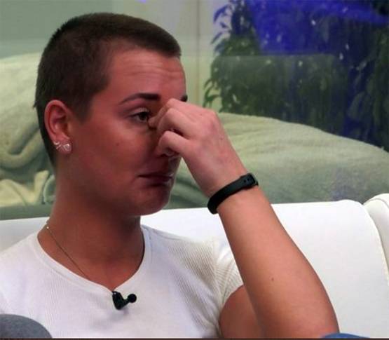 बिग ब्रदर के घर कैद कंटेस्टेंट थे कोरोना से बेखबर, पता चला तो छलके आंसू