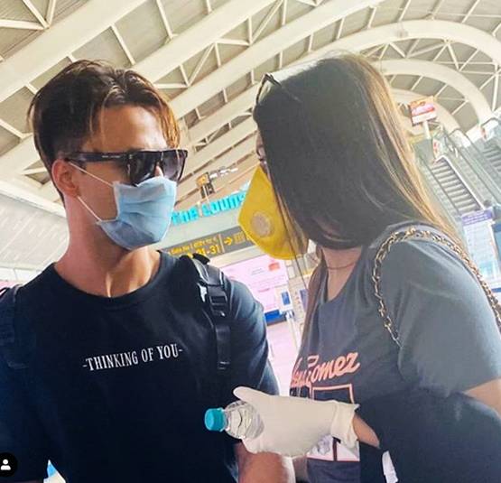 कोरोना के बीच आसिम-हिमांशी ने किया सॉन्ग प्रमोट, मास्क पहने आए नजर