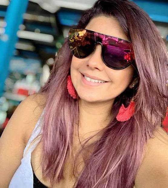 शादी के 4 साल बाद प्रेग्नेंट हैं कुसुम फेम एक्ट्रेस, फ्लॉन्ट किया बेबी बंप