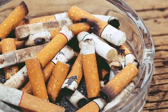 लॉकडाउन में नहीं मिलेगी दारू-सिगरेट, ऐसे करें विदड्रॉल सिम्पटम्स का सामना