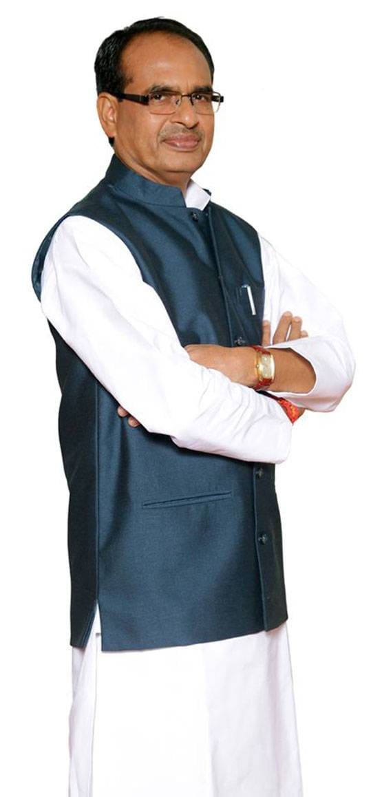 MA गोल्ड मेडलिस्ट हैं शिवराज, पेशा किसानी, 10 करोड़ से ज्यादा संपत्ति