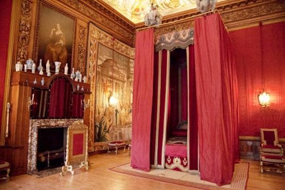 कोरोना: ब्रि‍टेन के महल वीरान, जहां एक रात रुकने का 4.47 लाख तक किराया