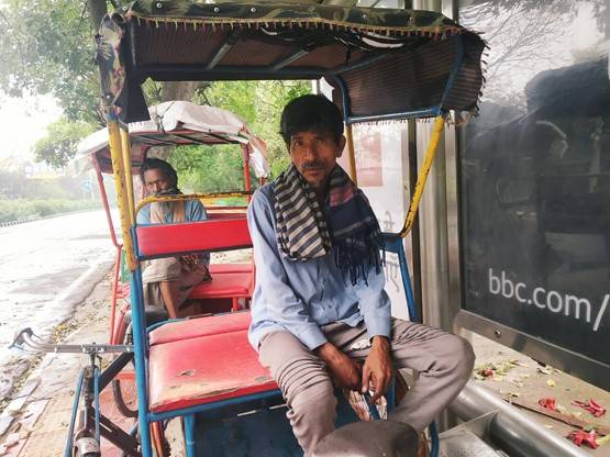 लॉकडाउन में क्या है रोज कमाकर खाने वालों के हाल, इन तस्वीरों में देखें