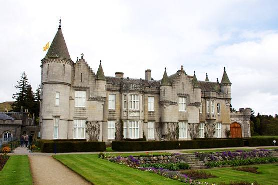 कोरोना: ब्रि‍टेन के महल वीरान, जहां एक रात रुकने का 4.47 लाख तक किराया