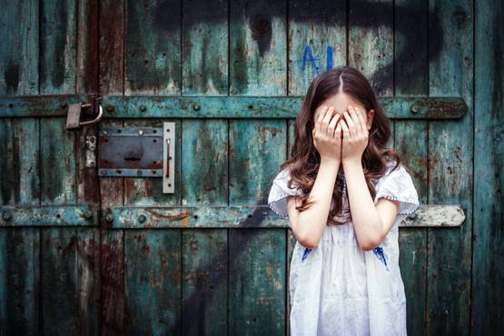 यूपी में बच्ची का बेरहमी से कत्ल, PM रिपोर्ट में नहीं आया रेप