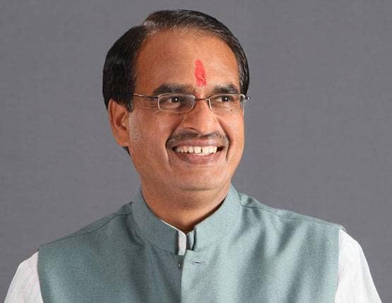 MA गोल्ड मेडलिस्ट हैं शिवराज, पेशा किसानी, 10 करोड़ से ज्यादा संपत्ति