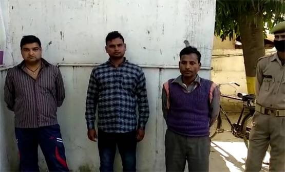 नींद में पत्थर बन रहे हैं लोग! अफवाह सुन घर से लोग सड़क पर आ गए