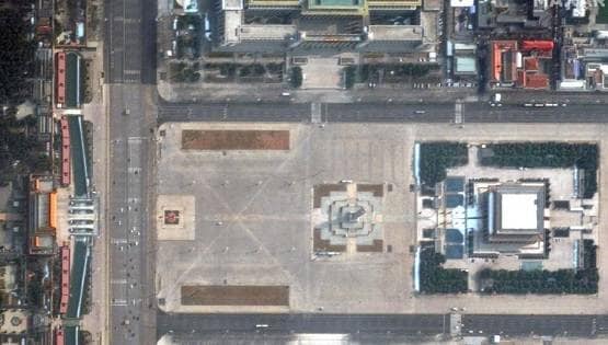 कोरोना की दहशत से कैसे बदल गया पूरा चीन, ये 10 तस्वीरें वायरल