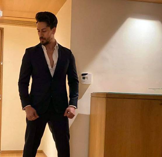 आमिर को भी ट्रेनिंग दे चुके हैं टाइगर, जानिए एक्शन स्टार से जुड़े ये किस्से