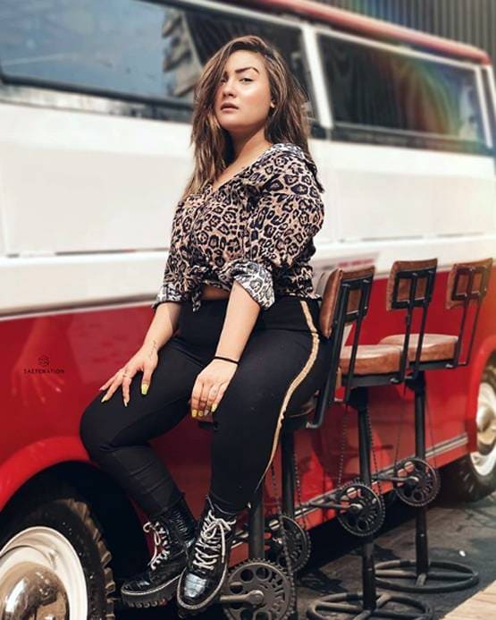 क्वारनटीन में कुछ नया कर रहे ये टॉप टिक टॉक स्टार्स, करें फॉलो