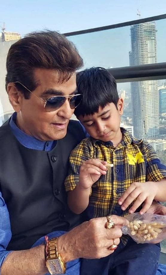 तुषार कपूर ने पिता बनने के लिए क्यों ली सेरोगेसी की मदद? पहली बार बताया