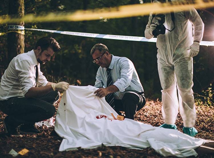 2 लोगों ने दोस्त की गला दबाकर की हत्या, फिर लाश के साथ किया सेक्स