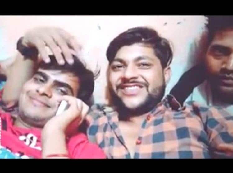 जेल में कैदियों ने बनाया TikTok वीडियो, फेसबुक पर क‍िया वायरल