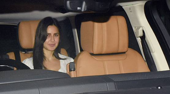 डेटिंग की खबरों के बीच डिनर पर साथ नजर आए विक्की-कटरीना, तस्वीरें वायरल