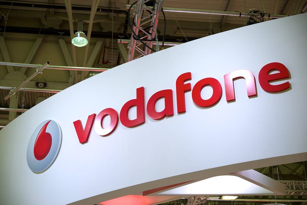 Vodafone-Idea: 10 करोड़ कस्टमर्स को फ्री टॉकटाइम, बढ़ेगी वैलिडिटी