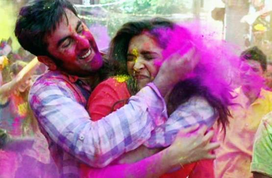 वो बॉलीवुड फिल्में जिनमें होली सीक्वेंस में आया सबसे बड़ा ट्विस्ट
