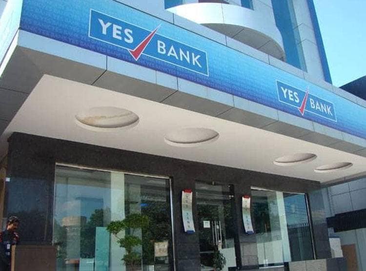 RBI के एक्‍शन से संकट में Yes बैंक, 15 साल में ऐसे बिगड़ती गई सेहत